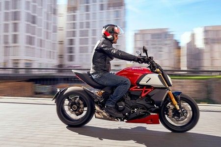 2021 Ducati Diavel 1260 BS6 Launched In India