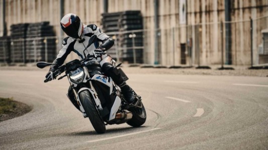 2021 BMW S 1000 R Launched In India At Rs 17.90 lakh 2021 BMW S 1000 R Launched In India At Rs 17.90 lakh