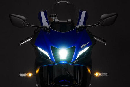 BREAKING: Yamaha YZF-R15 M To Launch On September 21