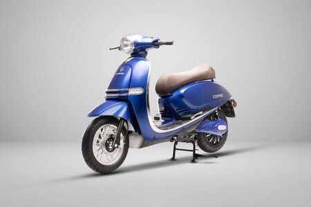 EVeium Launches 3 New Electric Scooters In India