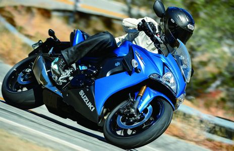 Suzuki India Entices Superbike Customers With Low Interest Rates Suzuki India Entices Superbike Customers With Low Interest Rates