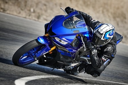 2019 Yamaha YZF-R3 Unveiled 2019 Yamaha YZF-R3 Unveiled