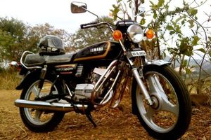 Yamaha Rx100 Estimated Price Launch Date 23 Images Specs Mileage