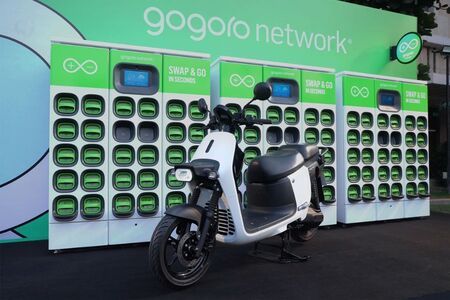India-Made Gogoro CrossOver GX250 Electric Scooter Unveiled, Battery Swapping Network Launched In India
