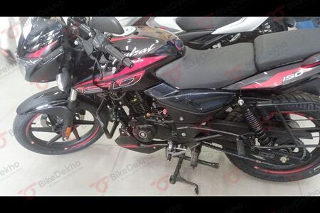 EXCLUSIVE: 2024 Bajaj Pulsar 150 Launched, Now Comes With A Digital Instrument Console 