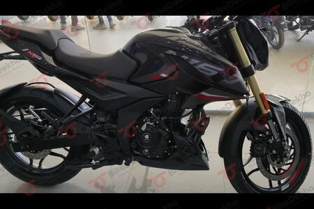 EXCLUSIVE: 2024 Bajaj Pulsar N160 With Inverted Fork Launched!