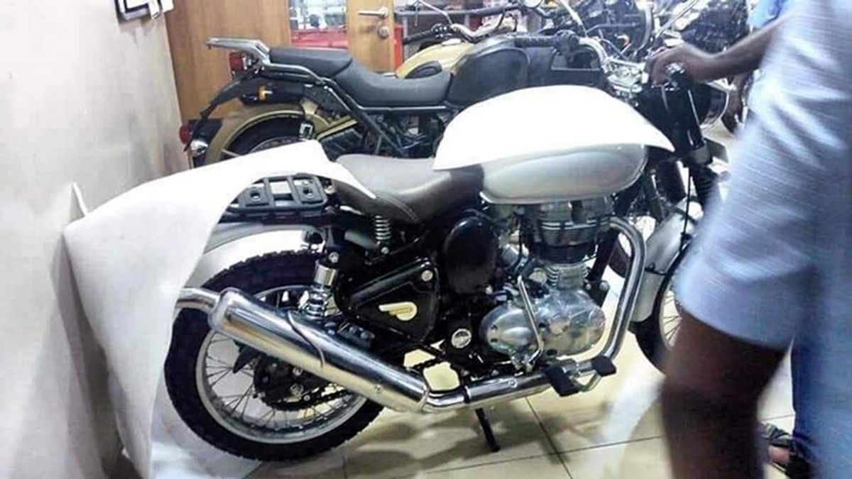 Spotted: Royal Enfield 500 Scrambler Undergoing Road Trials; Launch Soon Spotted: Royal Enfield 500 Scrambler Undergoing Road Trials; Launch Soon