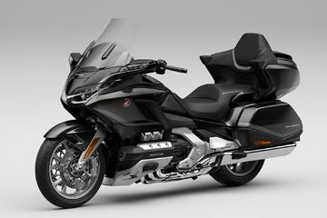 Honda Gold Wing Dct Airbag Price Images Mileage Specs Features