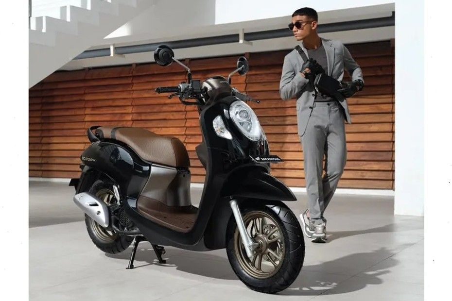 Honda's New Scoopy Scooter Will Be Launched With All New Advance Features