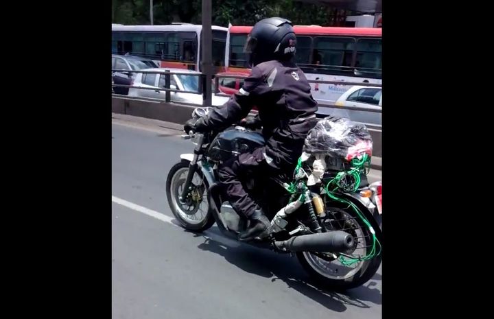 Twin Cylinder Royal Enfield Bike Spotted Testing In Pune Twin Cylinder Royal Enfield Bike Spotted Testing In Pune