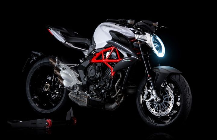 2017 MV Agusta Brutale 800 Launched At Rs 15.59 lakh (ex-showroom, pan-India) 2017 MV Agusta Brutale 800 Launched At Rs 15.59 lakh (ex-showroom, pan-India)