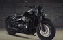 Triumph Unveils Bonneville Bobber Black 