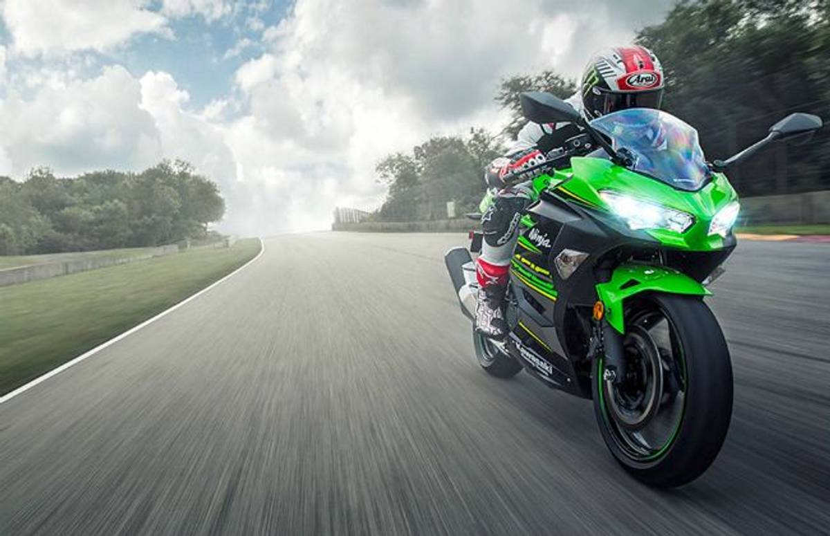 2017 Tokyo Motor Show: Kawasaki Ninja 400 and 250 Unveiled 2017 Tokyo Motor Show: Kawasaki Ninja 400 and 250 Unveiled