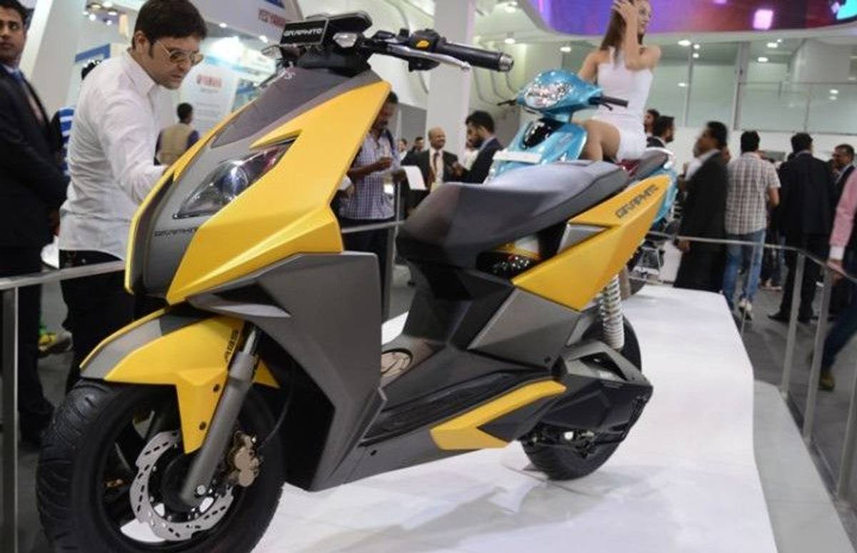 Auto Expo 2018: TVS To unveil production-ready Graphite Scooter Auto Expo 2018: TVS To unveil production-ready Graphite Scooter