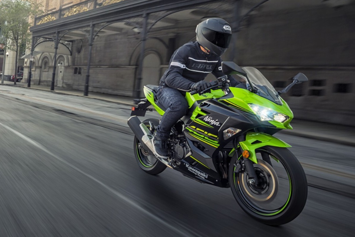 Kawasaki Launches Ninja 400 At Rs 469 Lakh Bikedekho