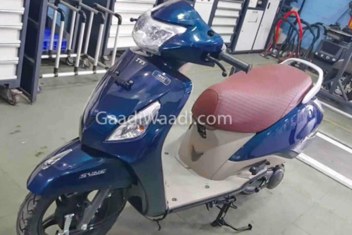 TVS Jupiter Spied With LED Headlights And More!

 TVS Jupiter Spied With LED Headlights And More!