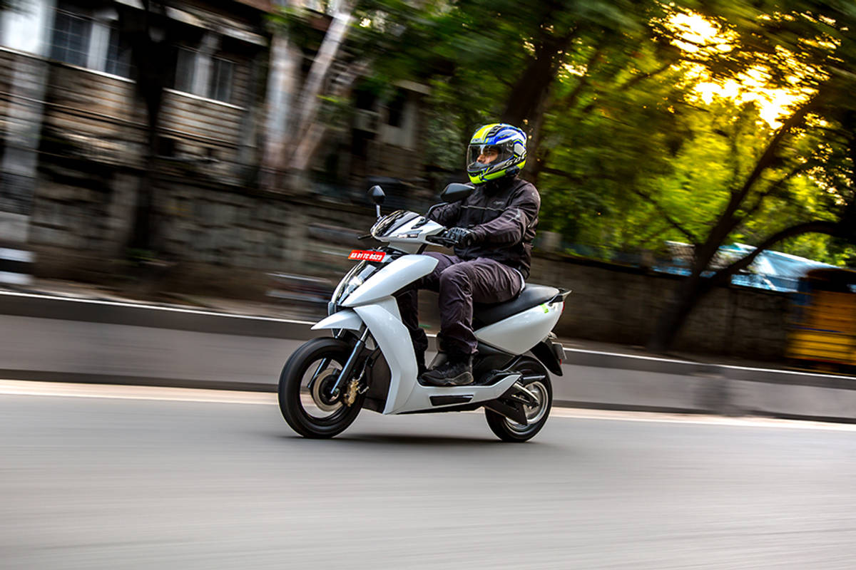 Top 4 Feature-packed Scooters In India

 Top 4 Feature-packed Scooters In India