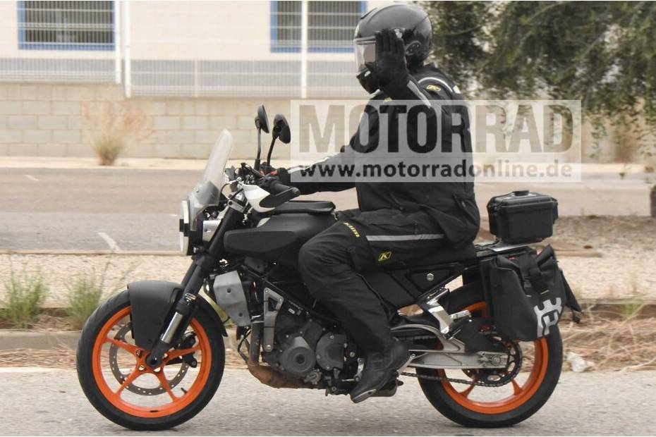 Husqvarna Svartpilen 125 Spied Testing With A Bunch Of Accessories