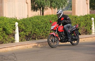 Honda Dream Yuga Road Test: Trend Setter of Commuting in India Honda Dream Yuga Road Test: Trend Setter of Commuting in India