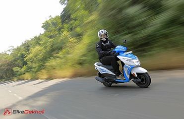 Honda Dio Bs4 Expert Reviews Road Test Bikedekho Com
