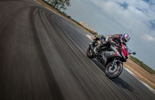 Yamaha R15 V3.0: First Ride Review