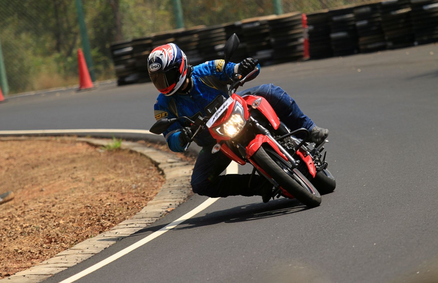 TVS Apache RTR 160 4V: First Ride Review TVS Apache RTR 160 4V: First Ride Review
