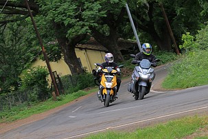 TVS Ntorq vs Suzuki Burgman Street: Comparison Review TVS Ntorq vs Suzuki Burgman Street: Comparison Review