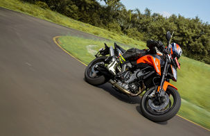 2019 KTM 790 Duke: First Ride Review