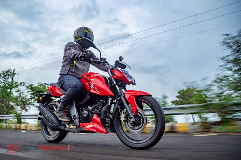 21 Tvs Apache Rtr 160 4v Road Test Review Bikedekho