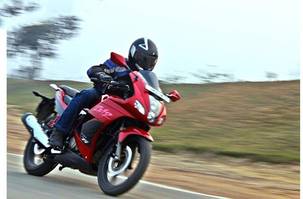 Hero Motocorp Karizma ZMR Road Test Review