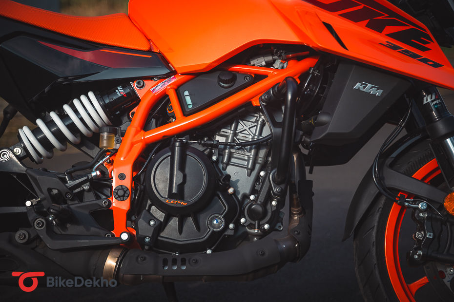 KTM Duke 390 Price - Mileage, Colours, Images | BikeDekho