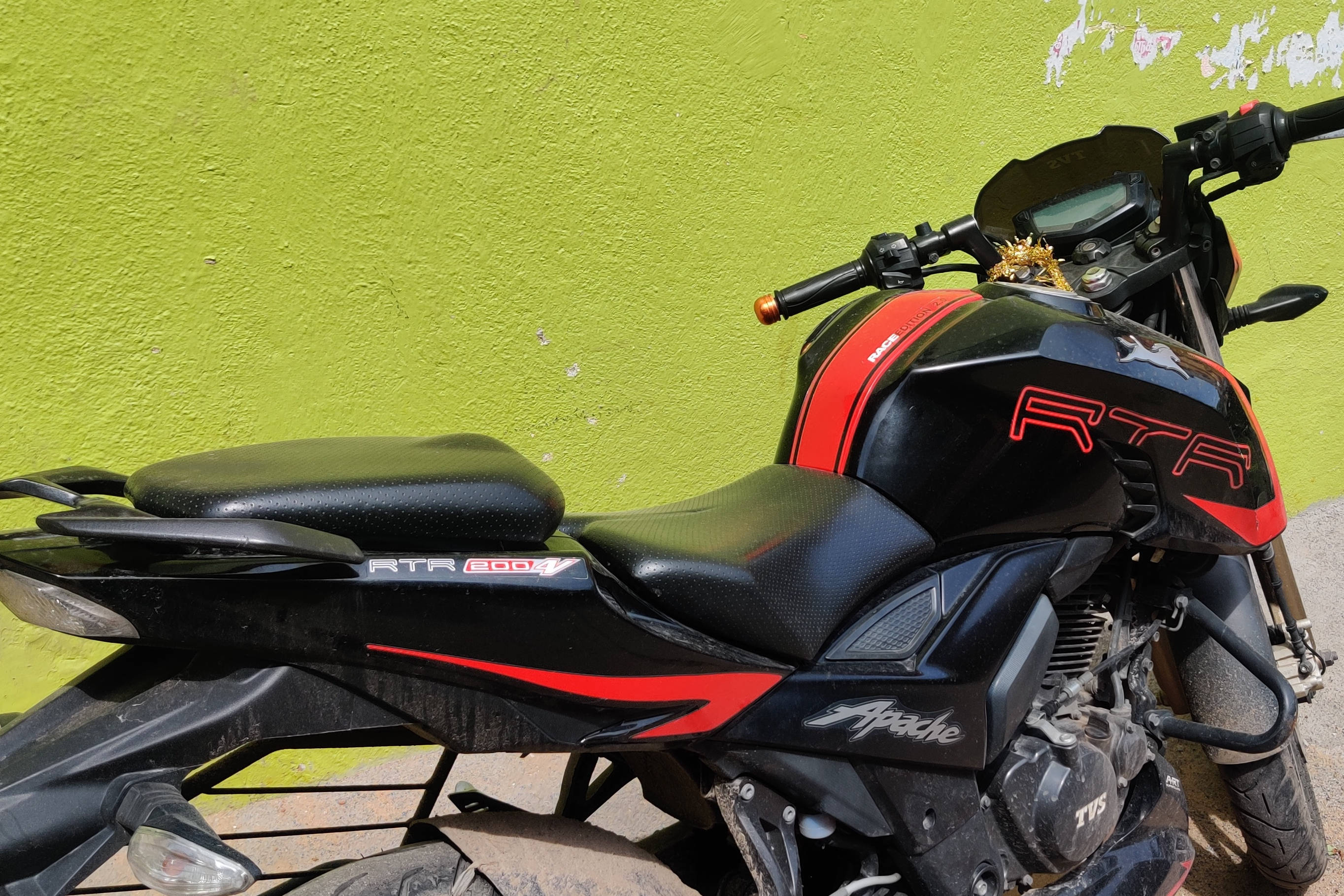 apache rtr 200 4v second hand price