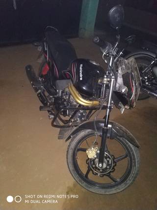 2015 Mahindra Centuro Disc Brake 2015 Mahindra Centuro Disc Brake