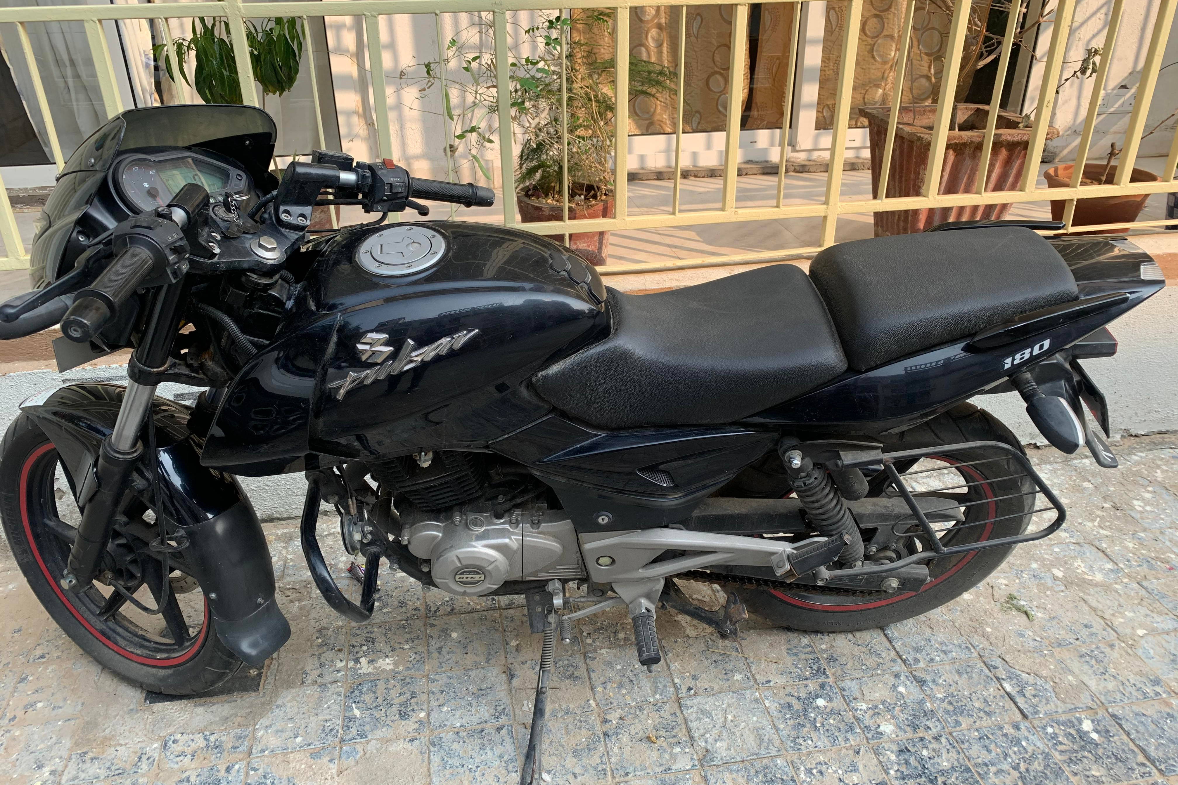 pulsar 180 2nd hand price