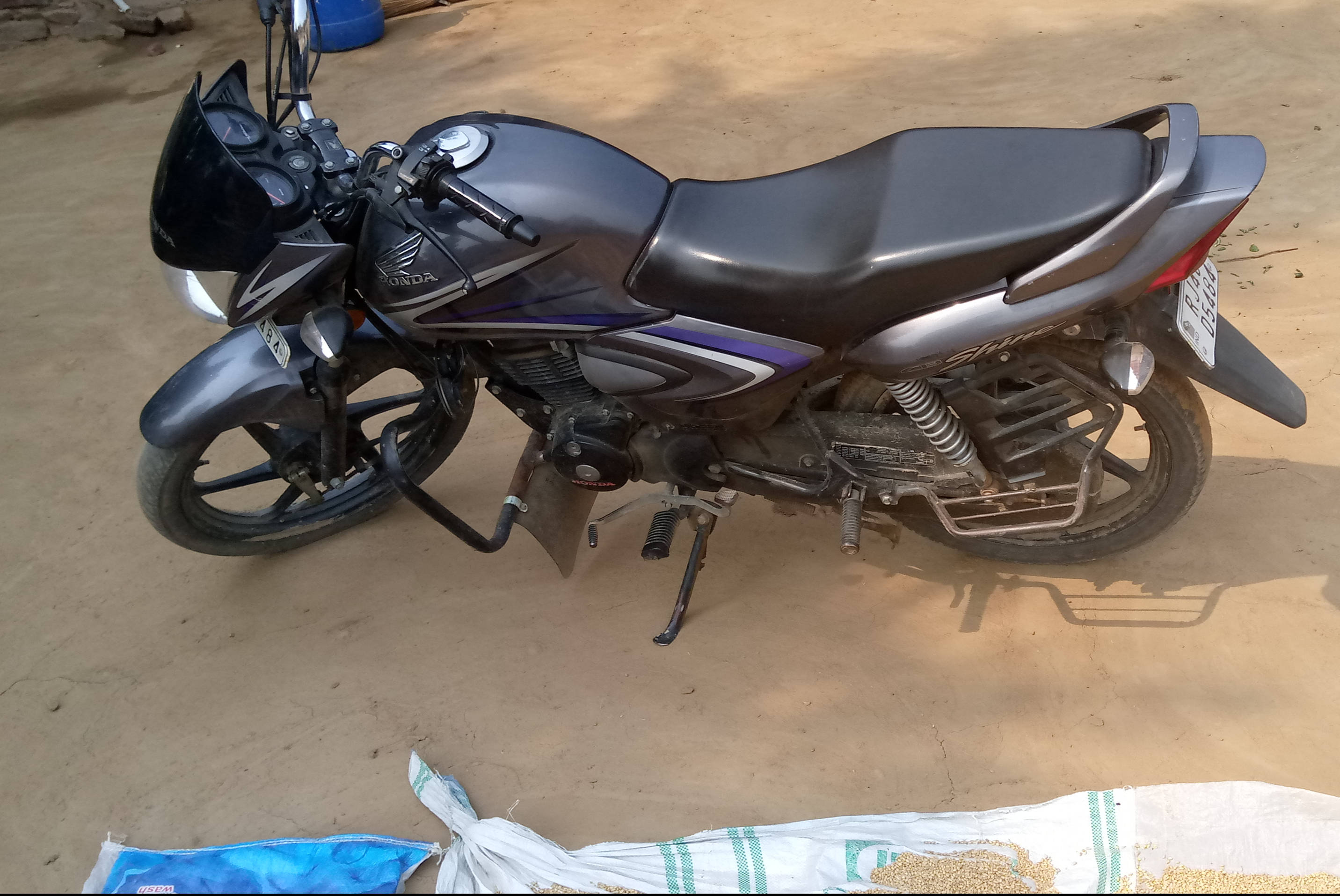 Honda 2024 shine olx