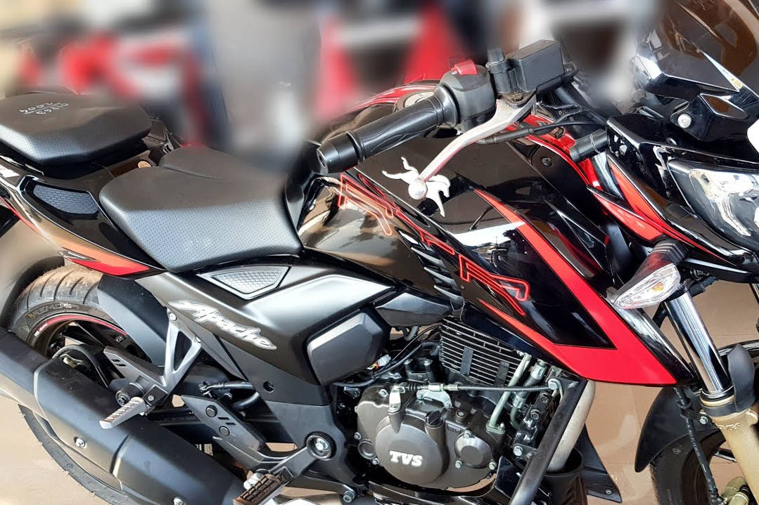 TVS Apache RTR 200 4V Racing Edition 2.0 ABS