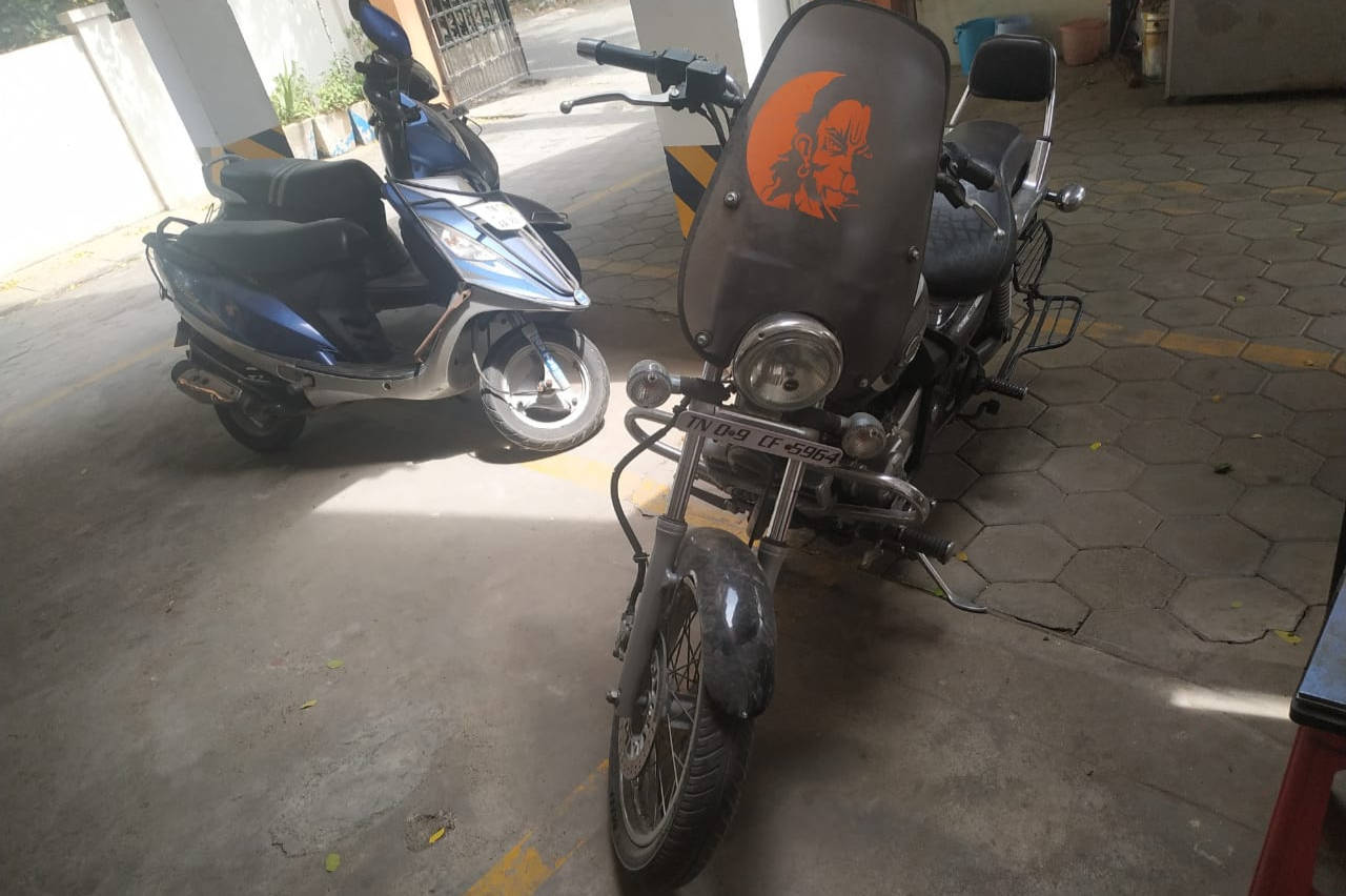 Bajaj Avenger Cruise 220 ABS