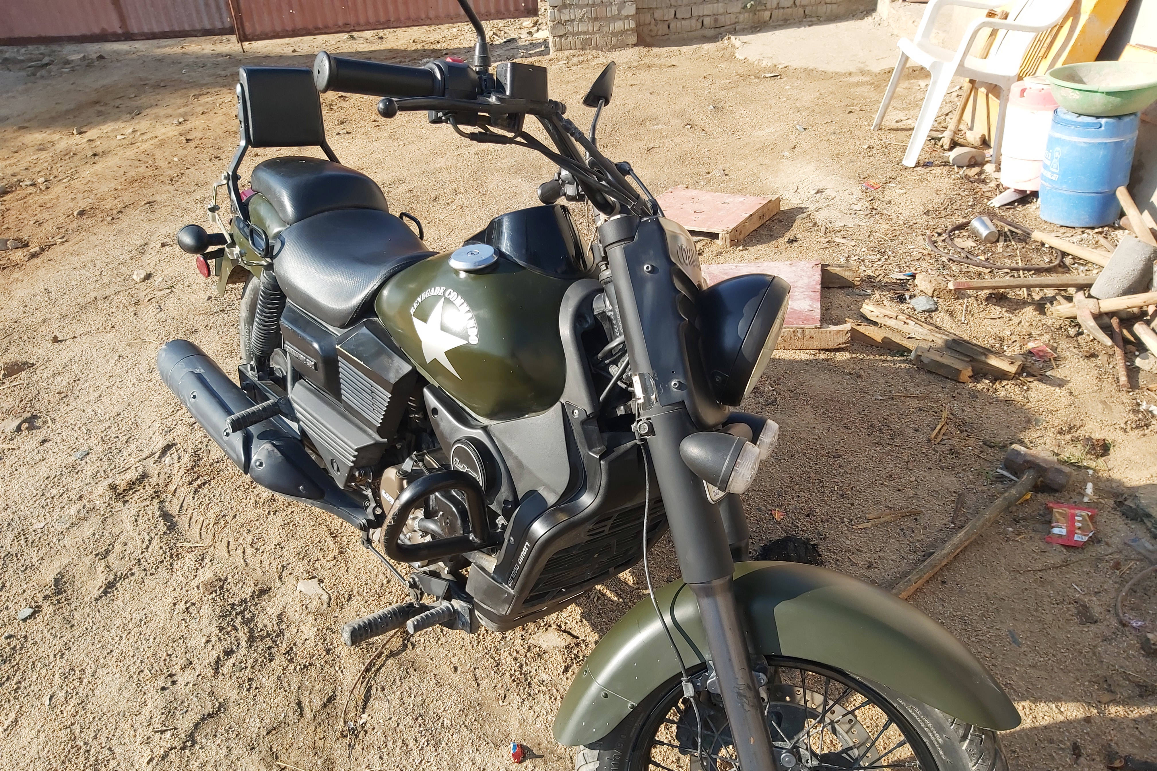 UM Motorcycles Renegade Commando STD