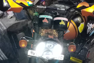 2017 Royal Enfield Thunderbird 350 STD 2017 Royal Enfield Thunderbird 350 STD
