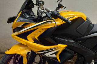 2015 Bajaj Pulsar RS200 ABS 2015 Bajaj Pulsar RS200 ABS