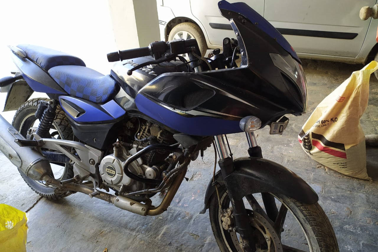 Second hand discount pulsar 220 price