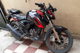 Rtr 220 On Road Price
