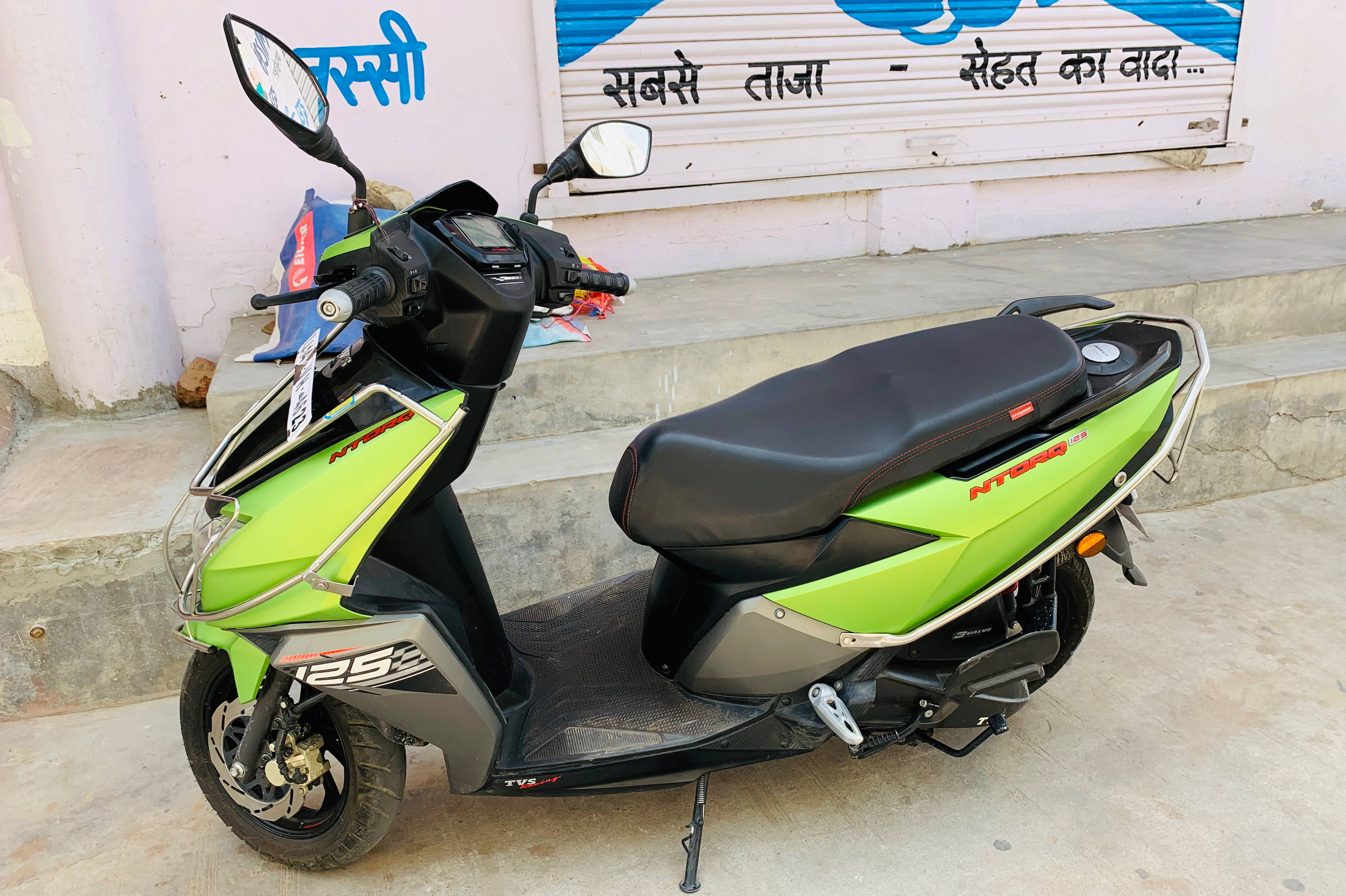 Second hand outlet scooty under 15000