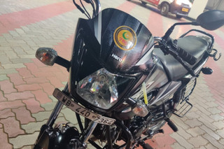 2012 हीरो Motocorp Splendor एनएक्सजी सेल्फ अलॉय 2012 हीरो Motocorp Splendor एनएक्सजी सेल्फ अलॉय