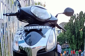 second hand scooty in madhyamgram