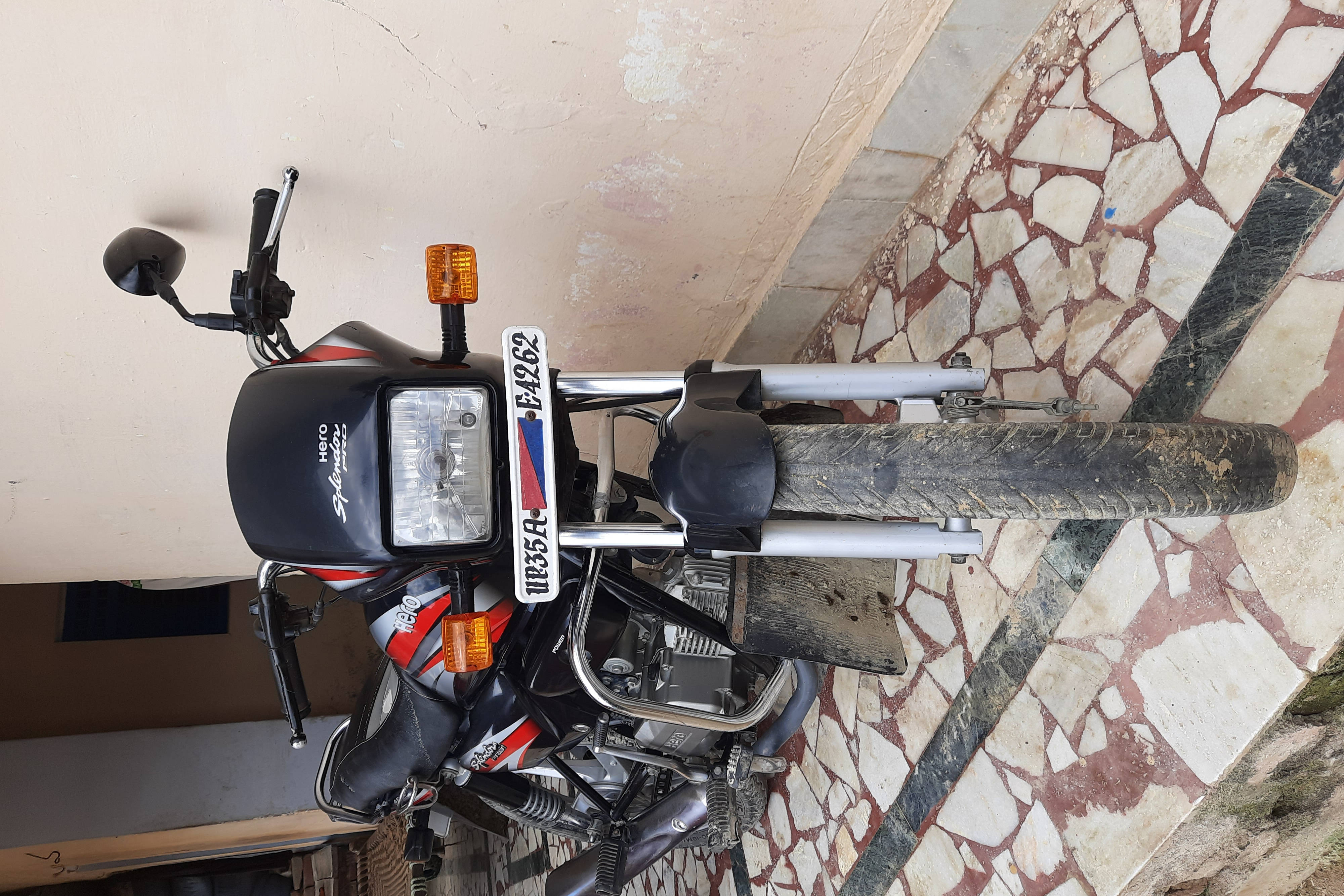 Hero splendor classic discount olx