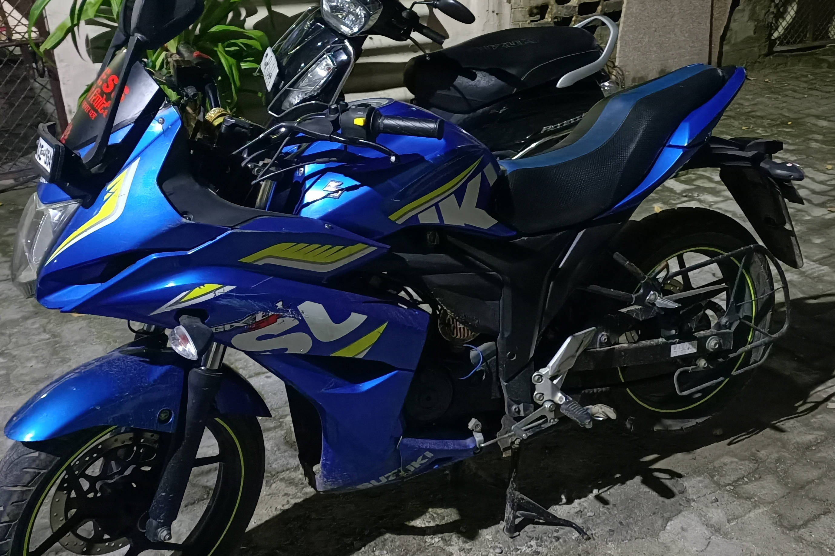 Gixxer discount 2nd hand