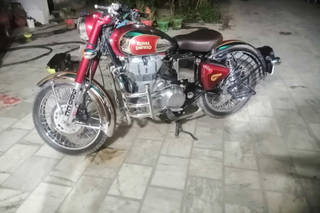 2016 Royal Enfield Classic 500 Chrome 2016 Royal Enfield Classic 500 Chrome