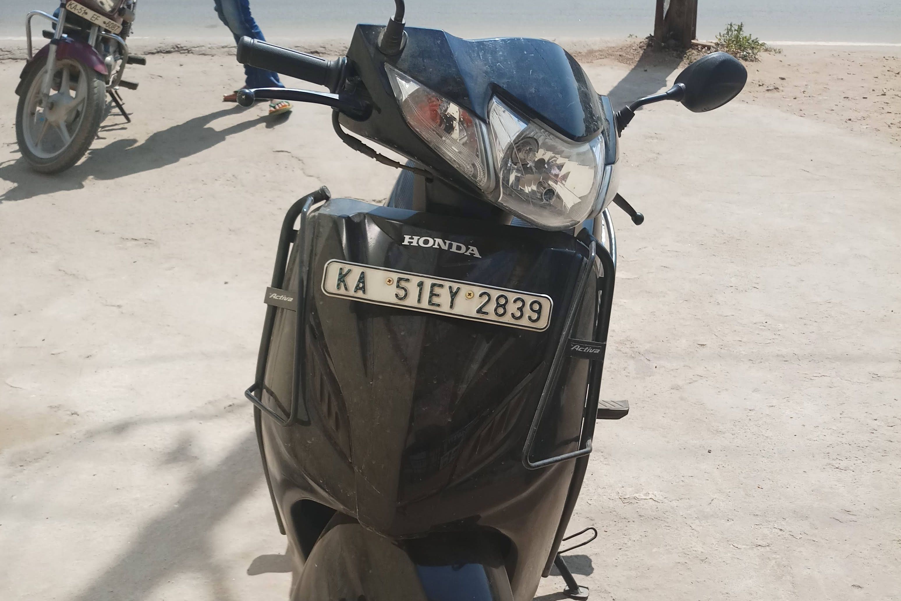 second hand two wheeler online