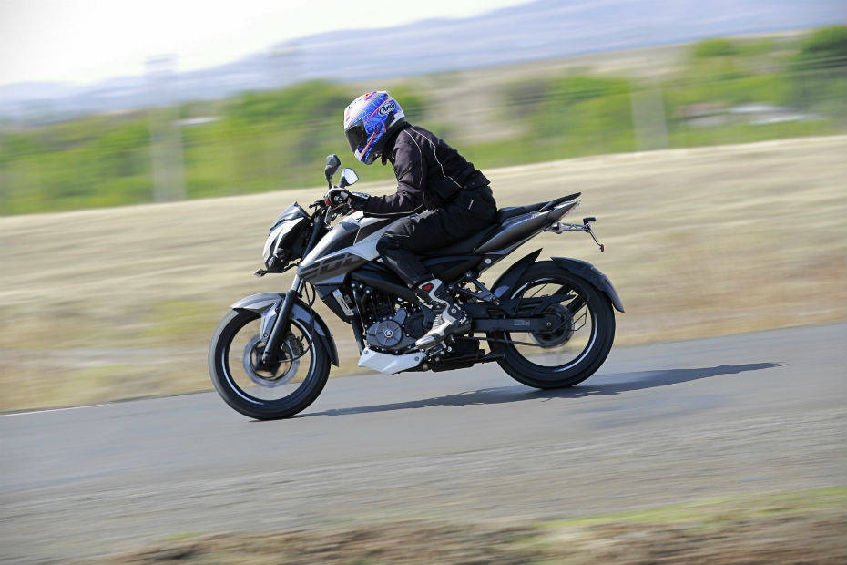 Top 5 Performance Motorcycles Under Rs 2 Lakh: Real-World Performance Test